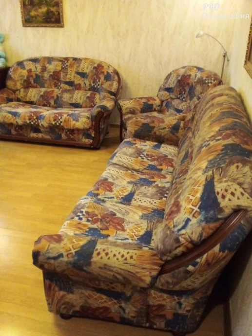 Мягкая мебель б/у (Диваны, Кресло). Продажа комплектом или по отдельности 4