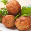 Домашние котлеты ручной лепки (мясные, рыбные, картофельные)